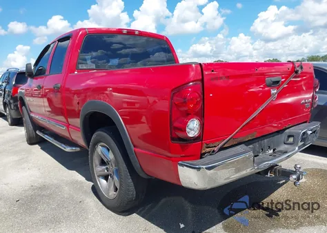 2007 Dodge Ram 1500 Laramie z USA, uszkodzony, nr VIN 1D7HU182X7S227073